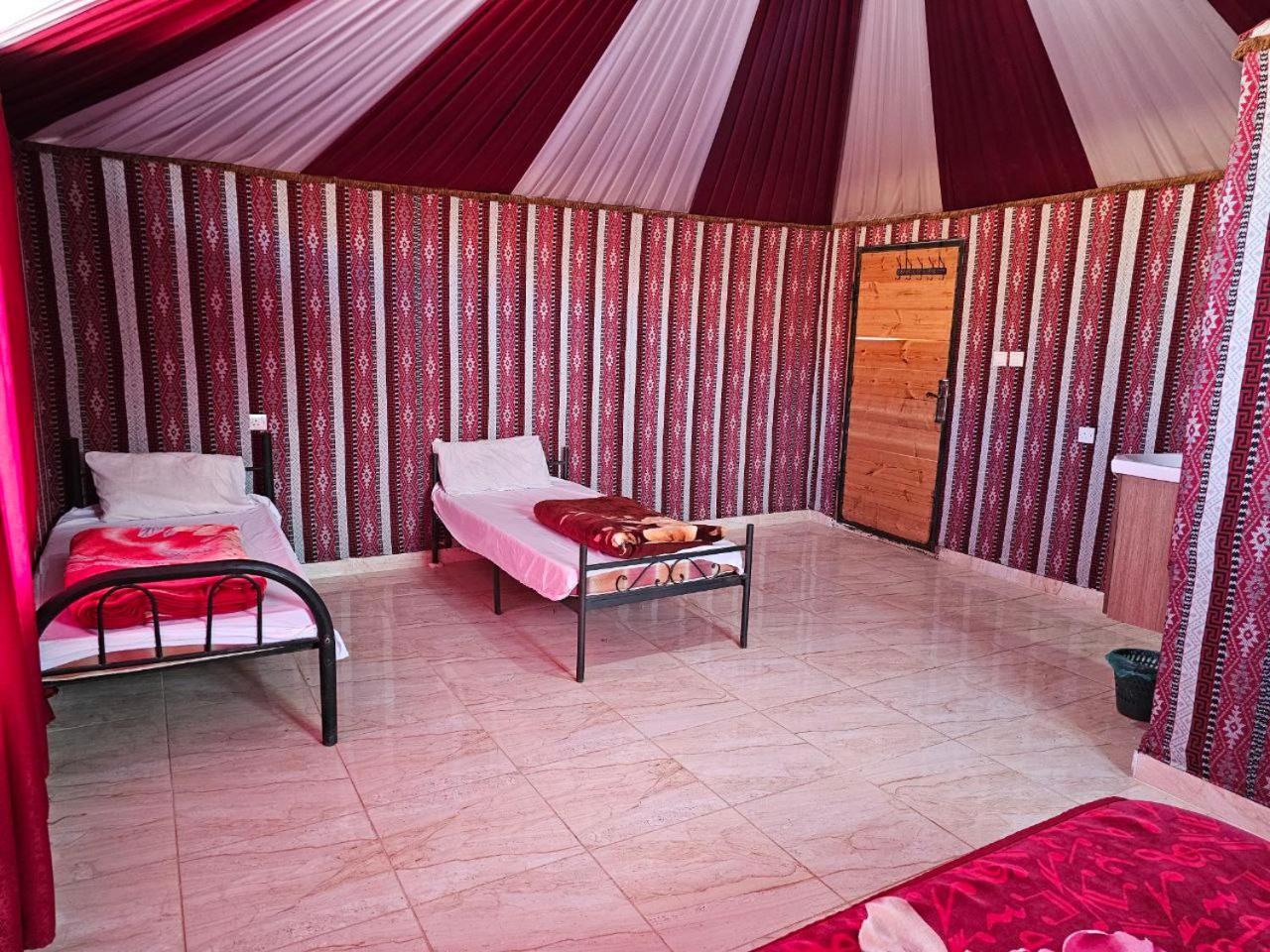 مبيت وإفطار وادي رم Beduin Star Trail Camp المظهر الخارجي الصورة