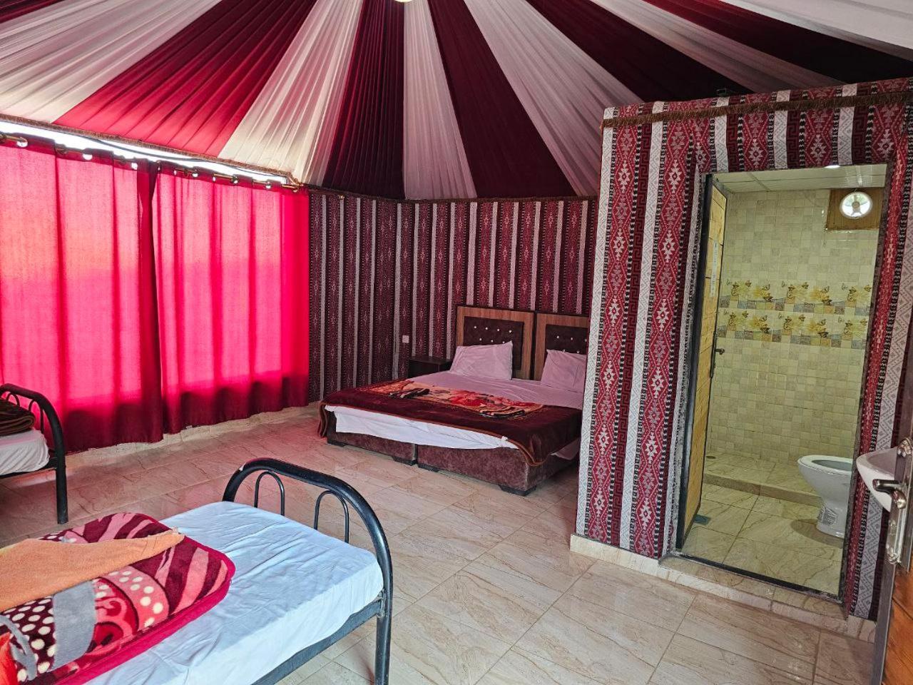 مبيت وإفطار وادي رم Beduin Star Trail Camp المظهر الخارجي الصورة