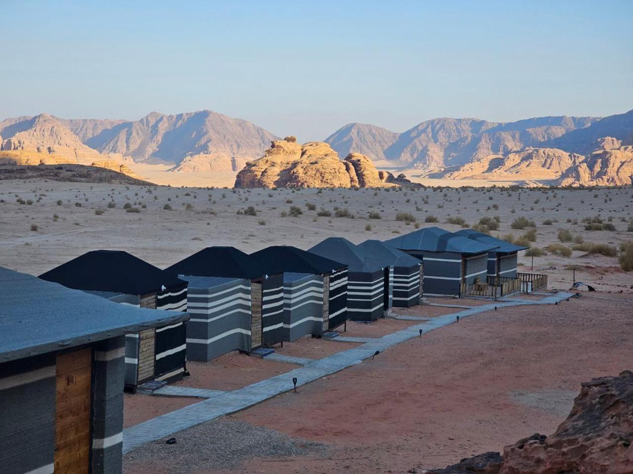 مبيت وإفطار وادي رم Beduin Star Trail Camp المظهر الخارجي الصورة